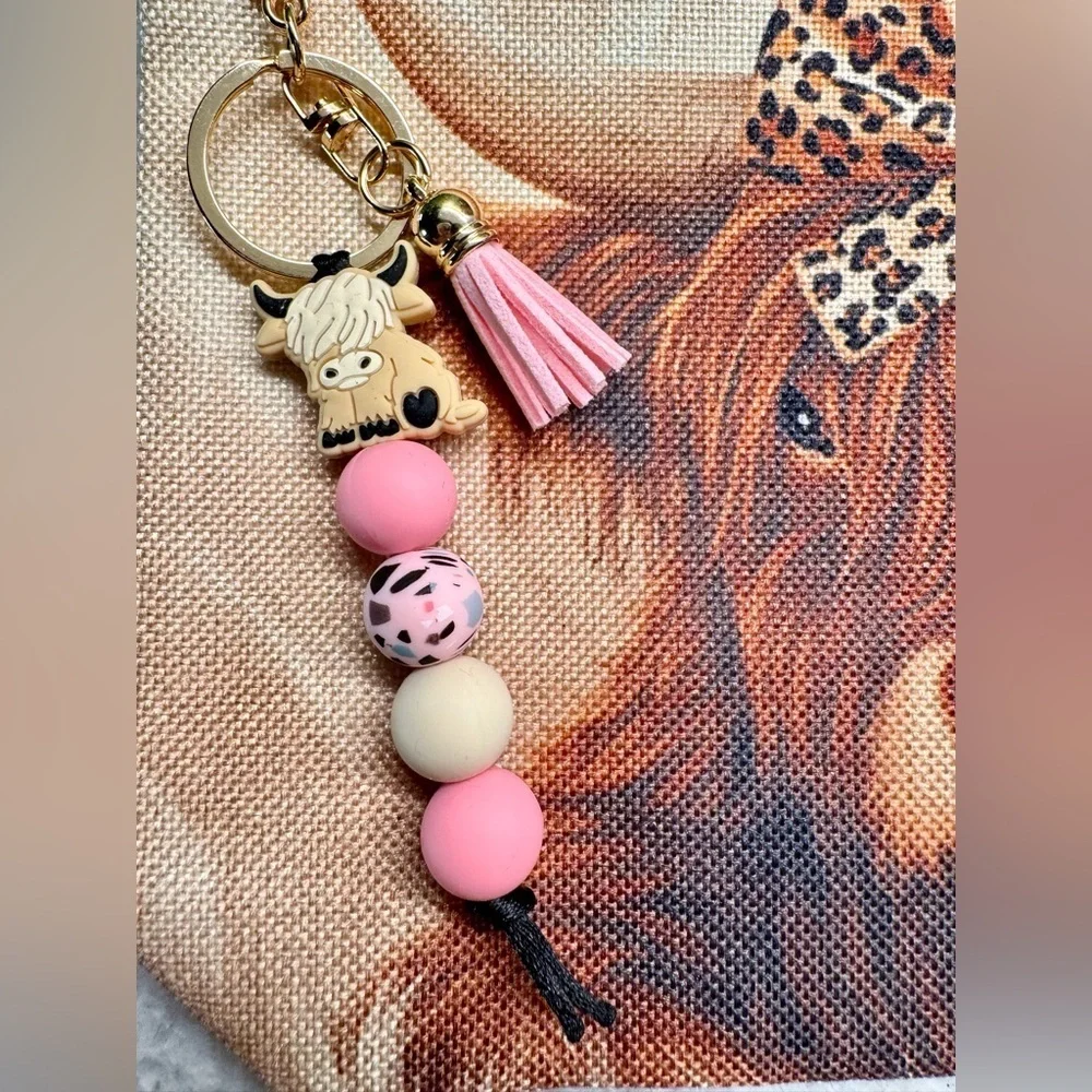 New Highland Cow w/ Leopard Bow Makeup Tech Pencil Bag w/ Pink Keychain - 10.5”